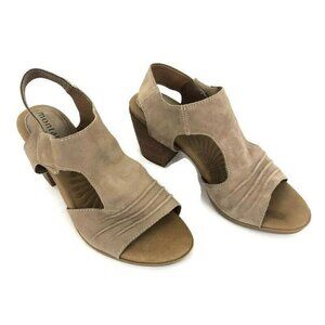 Montana Women's Size 7 M Magnolia Sandals Slingback Leather Heeled Suede Beige